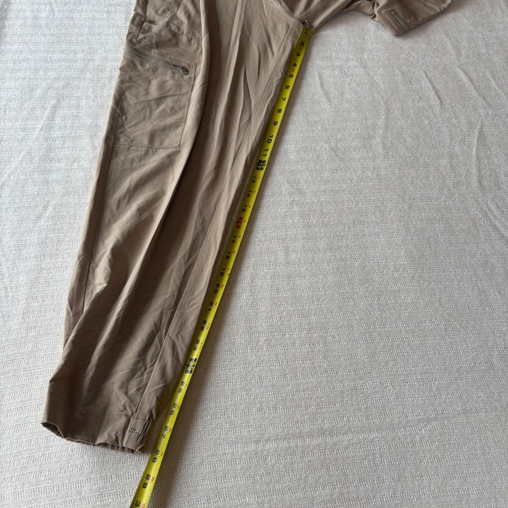 Athleta Go Far Travel Pant Tan Khaki Jogger Cargo Pockets 566665-01 Womens 4 - Picture 9 of 9